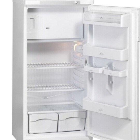 Muzlatgich ZIFFLER HS=374 SN VITRINNIY